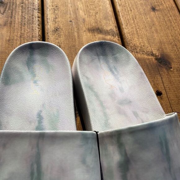 Calia by  Carrie  Underwood  Sandals /Slides/Shoes - Picture 2 of 12